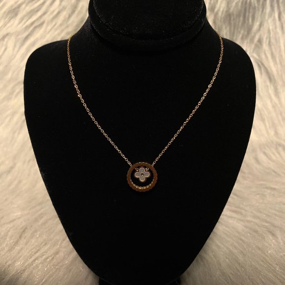 Stainless Steel Necklaces - Picture 14 of 15